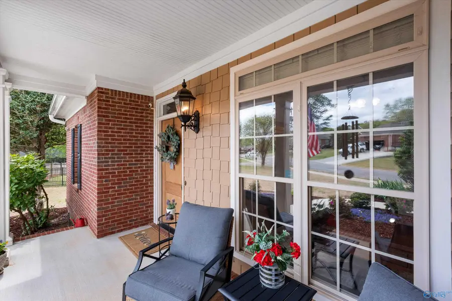 142 Oak Brook Circle, Madison, AL 35758 - #2