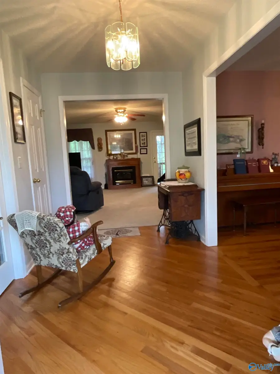 1947 Putter Circle, Arab, AL 35016 - #2