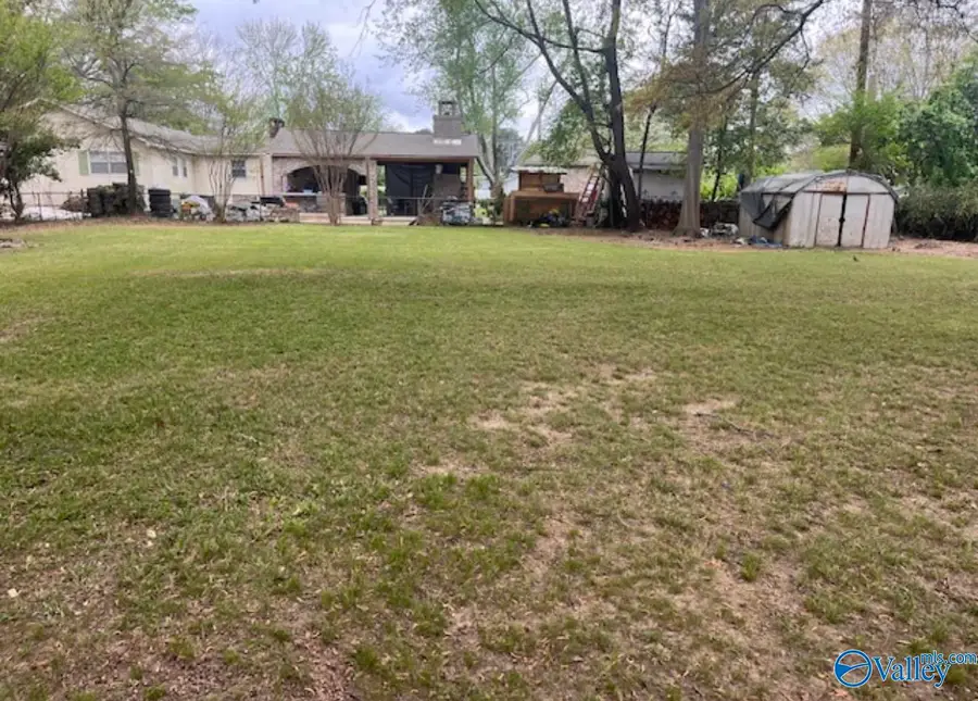 708 Edgewood Street Sw, Decatur, AL 35601 - #3