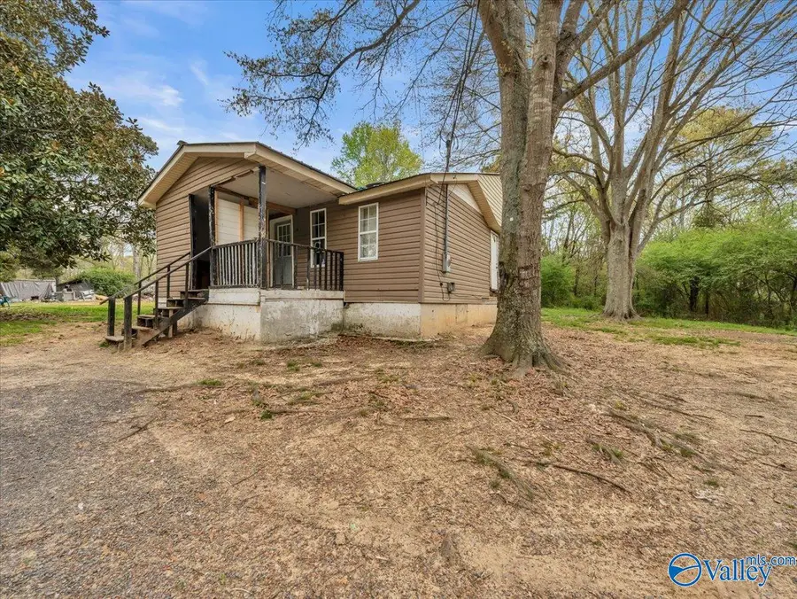 348 Vivian Jarrett, Arab, AL 35016 - #2