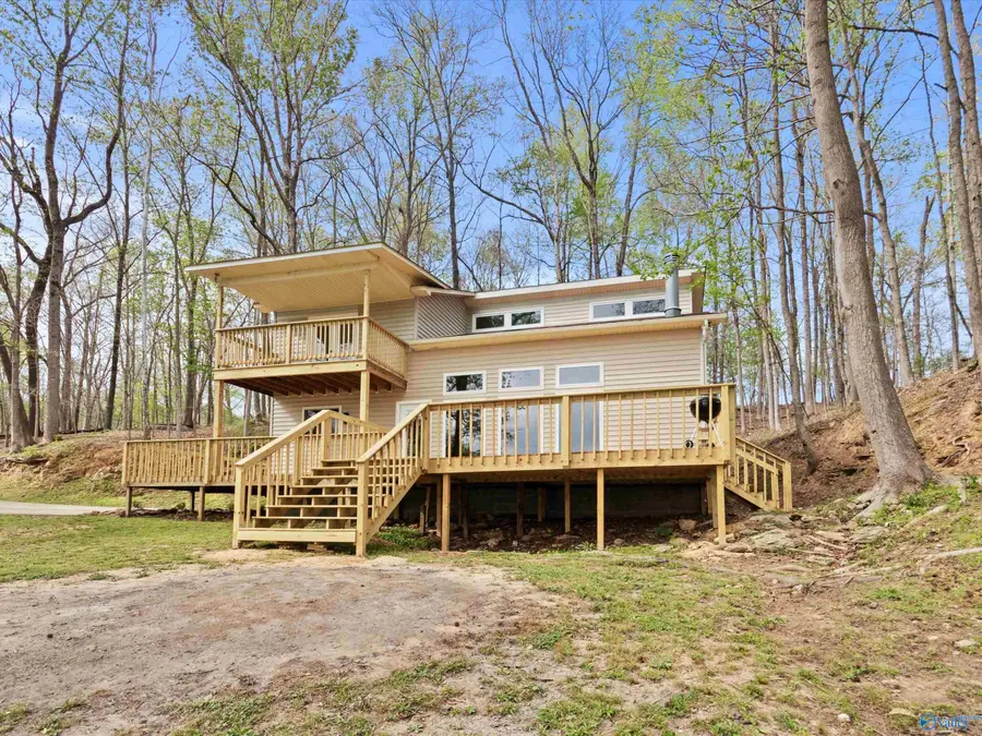 8832 Curtis Road, Athens, AL 35614 - #3