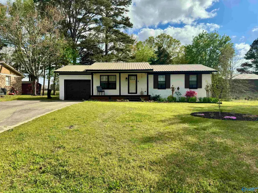 1402 Stage Road, Hartselle, AL 35640 - #3