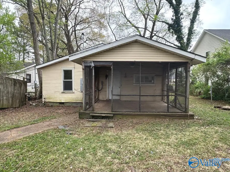 3012 7th Avenue Sw, Huntsville, AL 35805 - #3