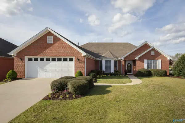 202 Woodfield Court, Florence, AL 35630