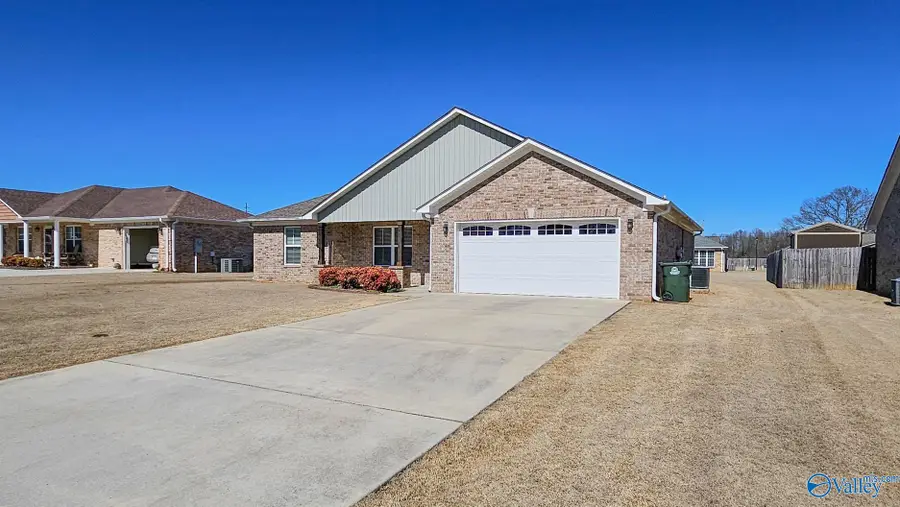 19105 Racheals Loop, Athens, AL 35611 - #2