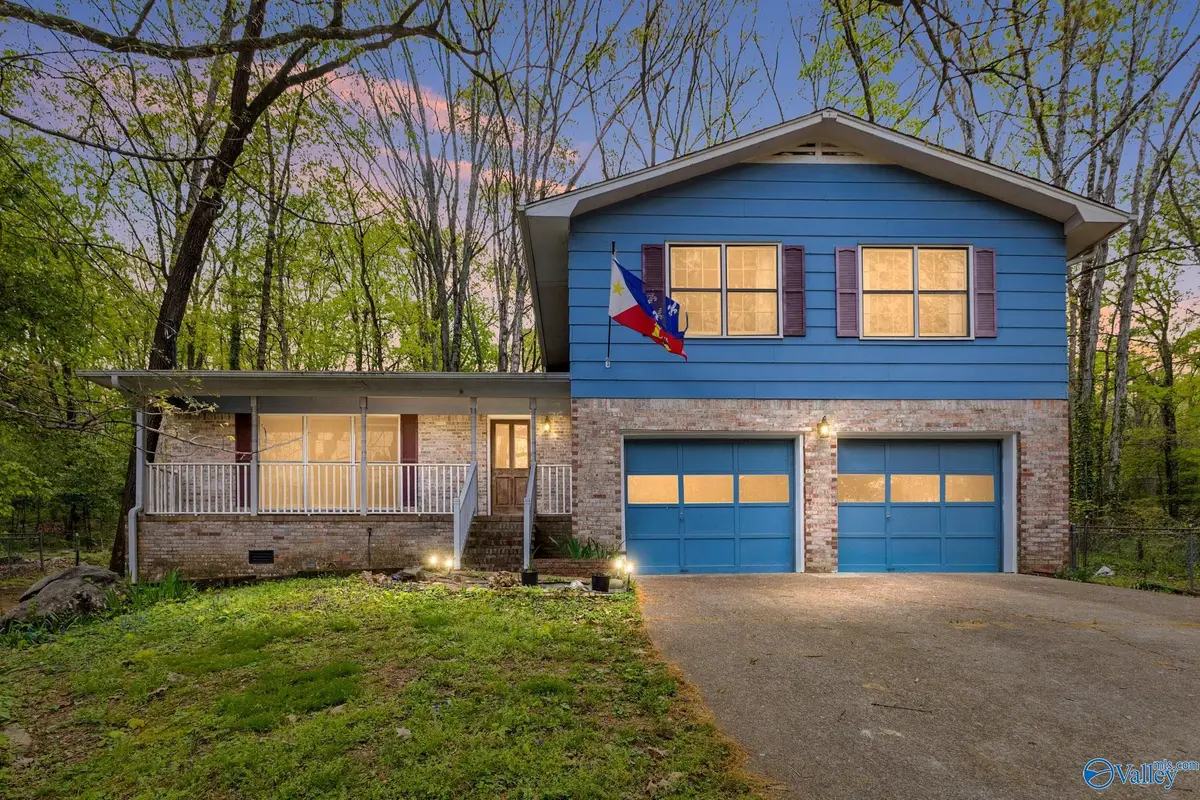 11413 Woodcrest Drive Se, Huntsville, AL 35803 - #1