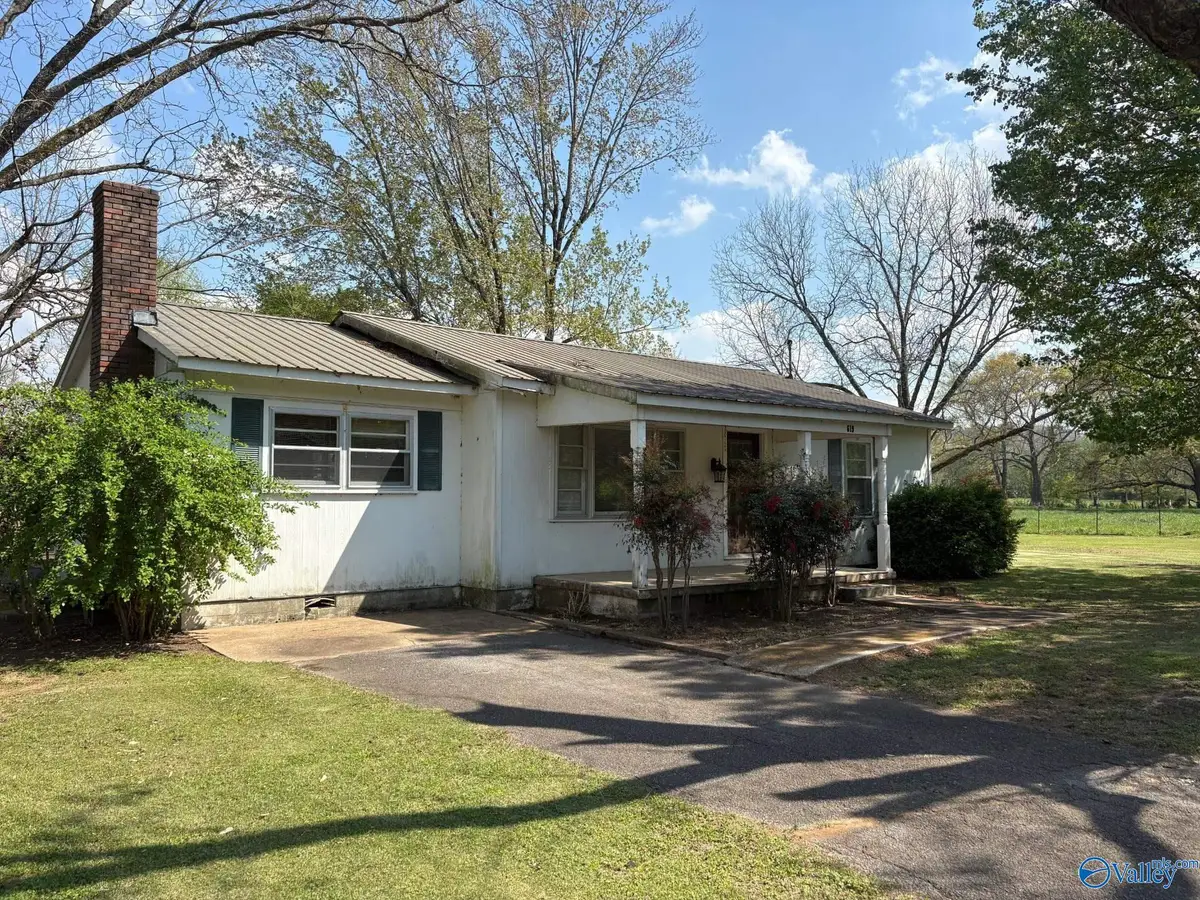 619 Clemons Road, Scottsboro, AL 35769 - #1
