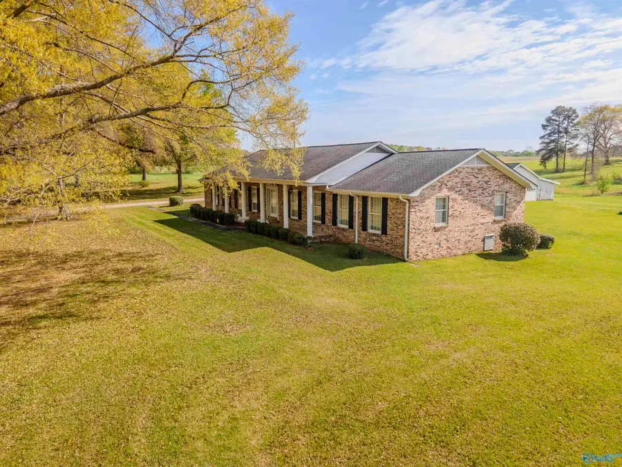 19746 Alabama Highway 33, Moulton, AL 35650 - #3