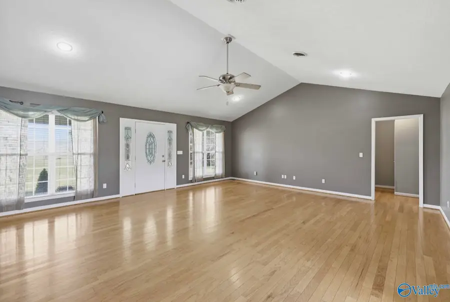 411 Garden Gate Circle, Crossville, AL 35962 - #3