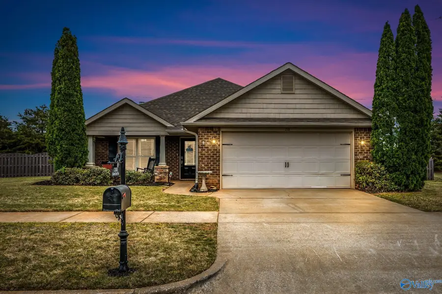 218 Harbor Glen Drive, Madison, AL 35756 - #2