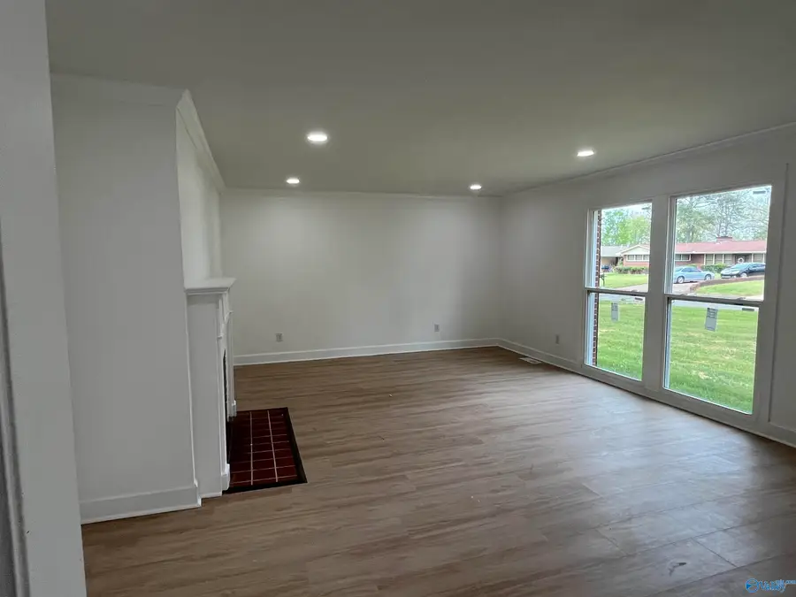 2331 Mcburney Drive, Florence, AL 35630 - #3