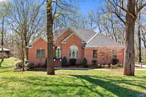 200 Kelsey Lynn Lane, Huntsville, AL 35806