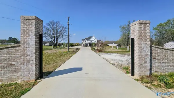 21607 Easter Ferry Road, Elkmont, AL 35620