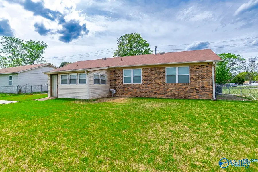 3204 Sandlin Road Sw, Decatur, AL 35603 - #2