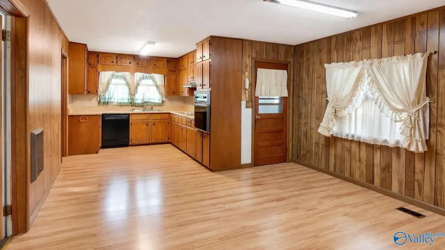 723 Coosa Road, Boaz, AL 35956 - #3