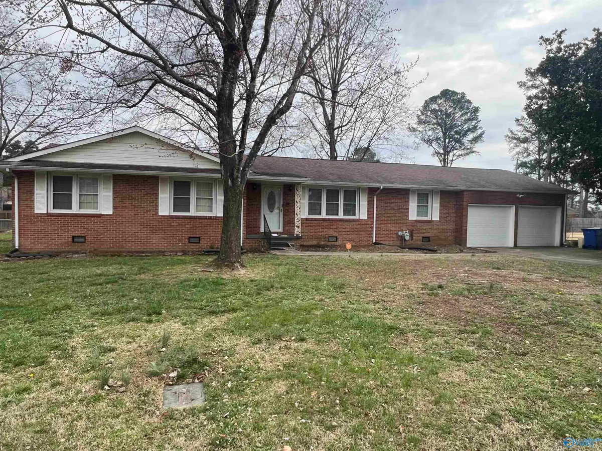 1702 Pine Street, Athens, AL 35611 - #1