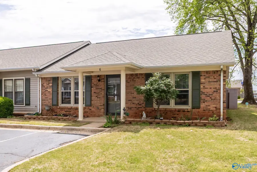 8142 Oldfield Road #6 E, Huntsville, AL 35802 - #3