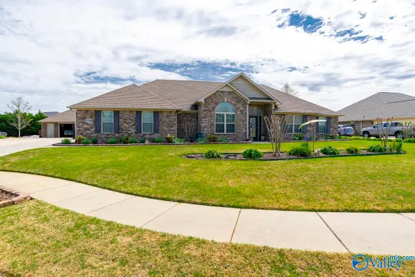 13188 Abbington Lane, Athens, AL 35613