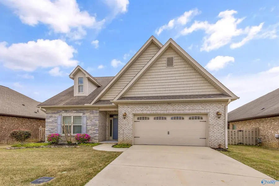 3011 Mallard Point Drive, Owens Cross Roads, AL 35763 - #2