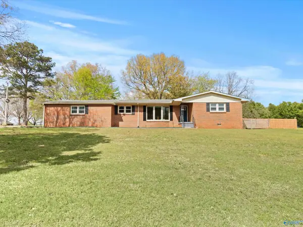 15652 Thompson Lane, Athens, AL 35611