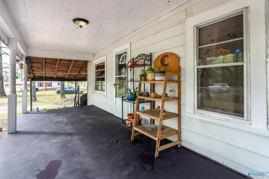 809 Woodbine Lane, Gadsden, AL 35901 - #3