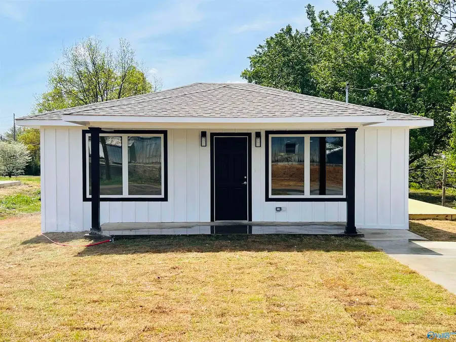 194 Washington Avenue, New Hope, AL 35760 - #3