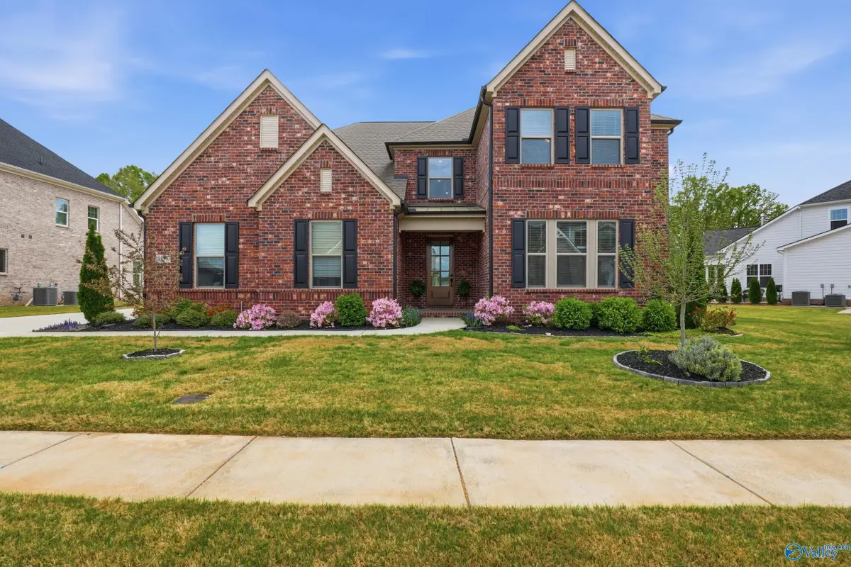 8138 Tupelo Gum Trace Sw, Huntsville, AL 35802 - #1