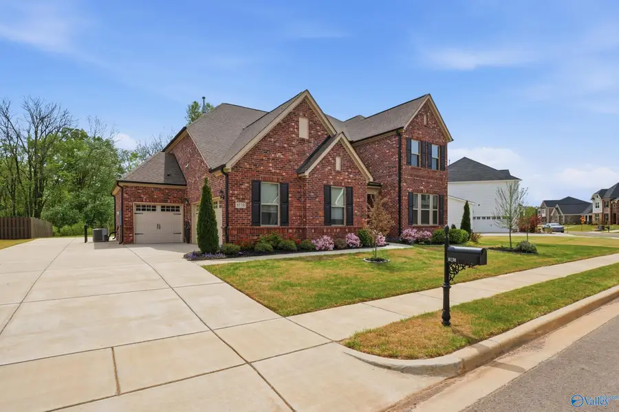 8138 Tupelo Gum Trace Sw, Huntsville, AL 35802 - #2