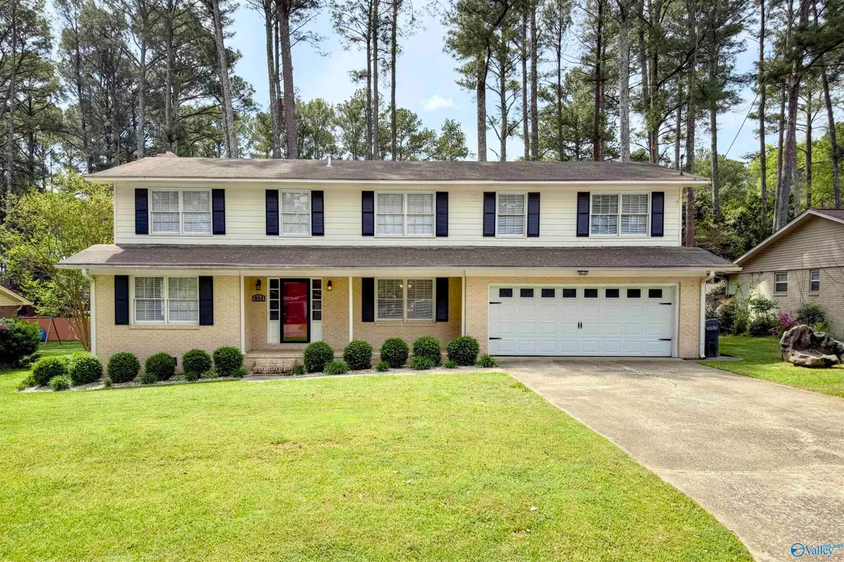 811 Long Bow Drive Sw, Decatur, AL 35603 - #1