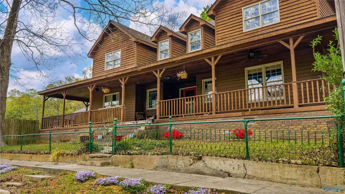 304 Forest Avenue Sw, Fort Payne, AL 35967 - #1