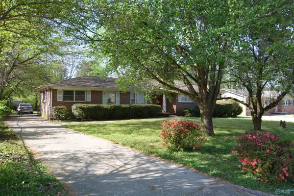 3302 Barton Avenue, Huntsville, AL 35810