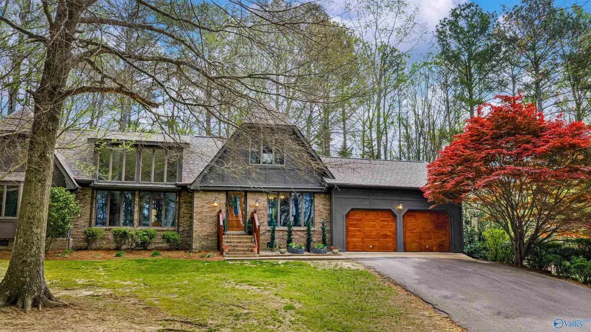 1142 Rainbow Avenue N, Rainsville, AL 35986 - #1