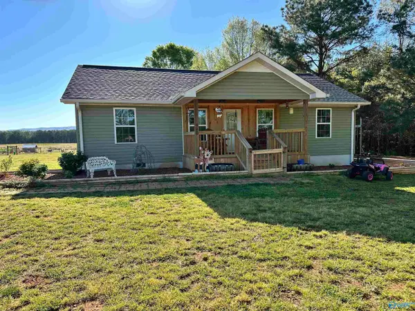 980 County Road 91, Gaylesville, AL 35973