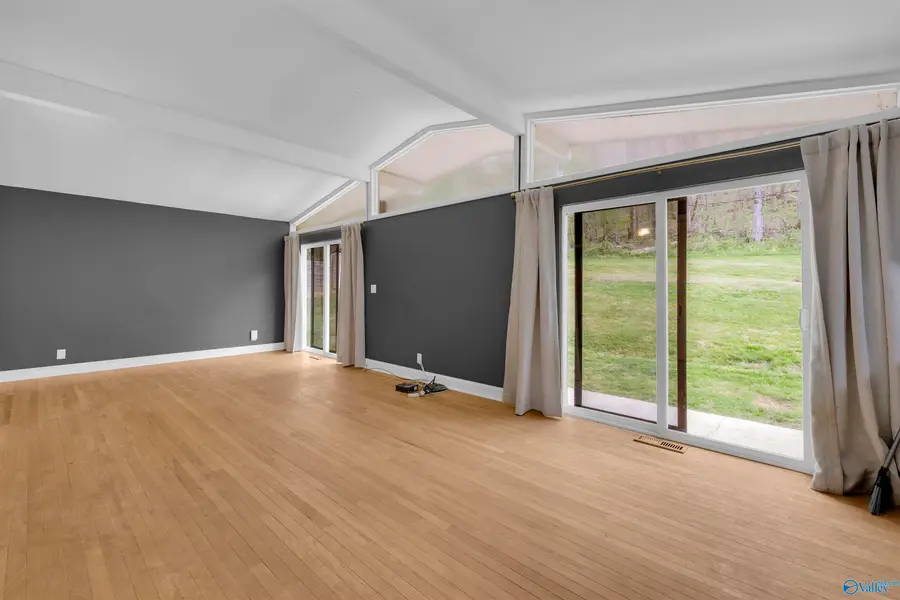 308 Hamilton Drive Ne, Fort Payne, AL 35967 - #3