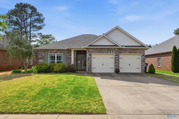 111 Somerset Park Drive, Huntsville, AL 35811