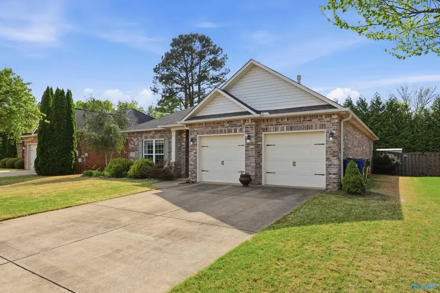 111 Somerset Park Drive, Huntsville, AL 35811 - #3