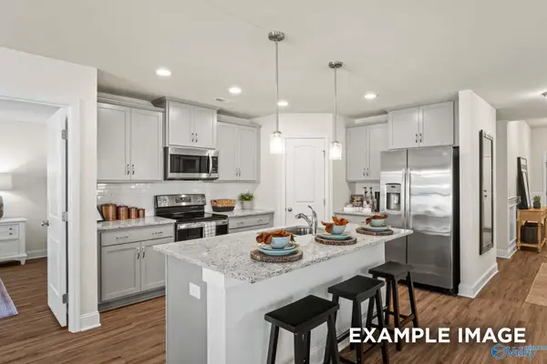 132 Luxor Avenue, Owens Cross Roads, AL 35763