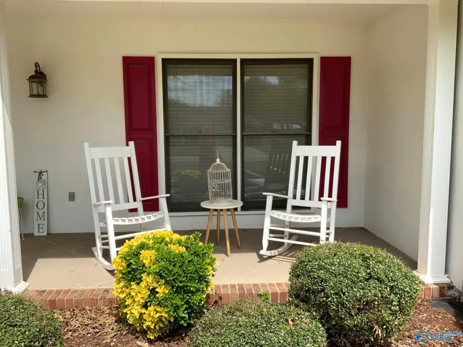 932 Highland Circle, Madison, AL 35758 - #2
