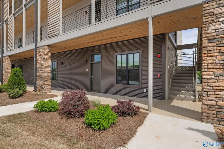 Unit 105 2699 Paddle Wheel Drive #105, Guntersville, AL 35976 - #3