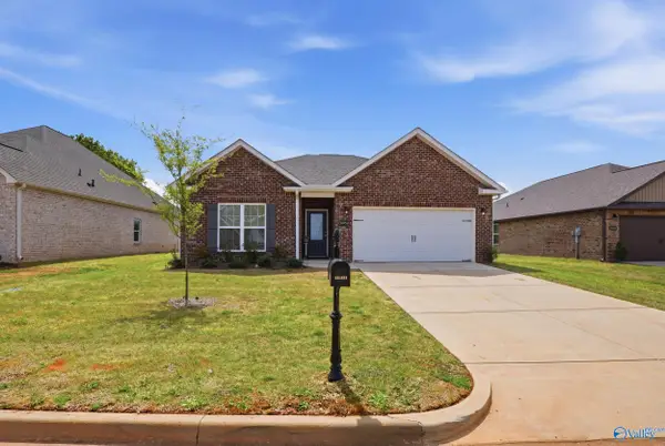 26738 Kyle Lane, Athens, AL 35613