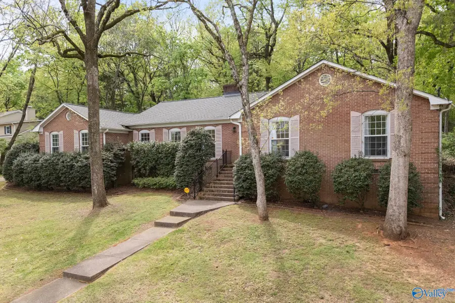 5812 Jones Valley Drive Se, Huntsville, AL 35802 - #2