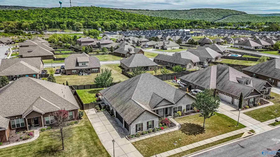 12605 Honey Rock Circle Sw, Huntsville, AL 35803 - #2