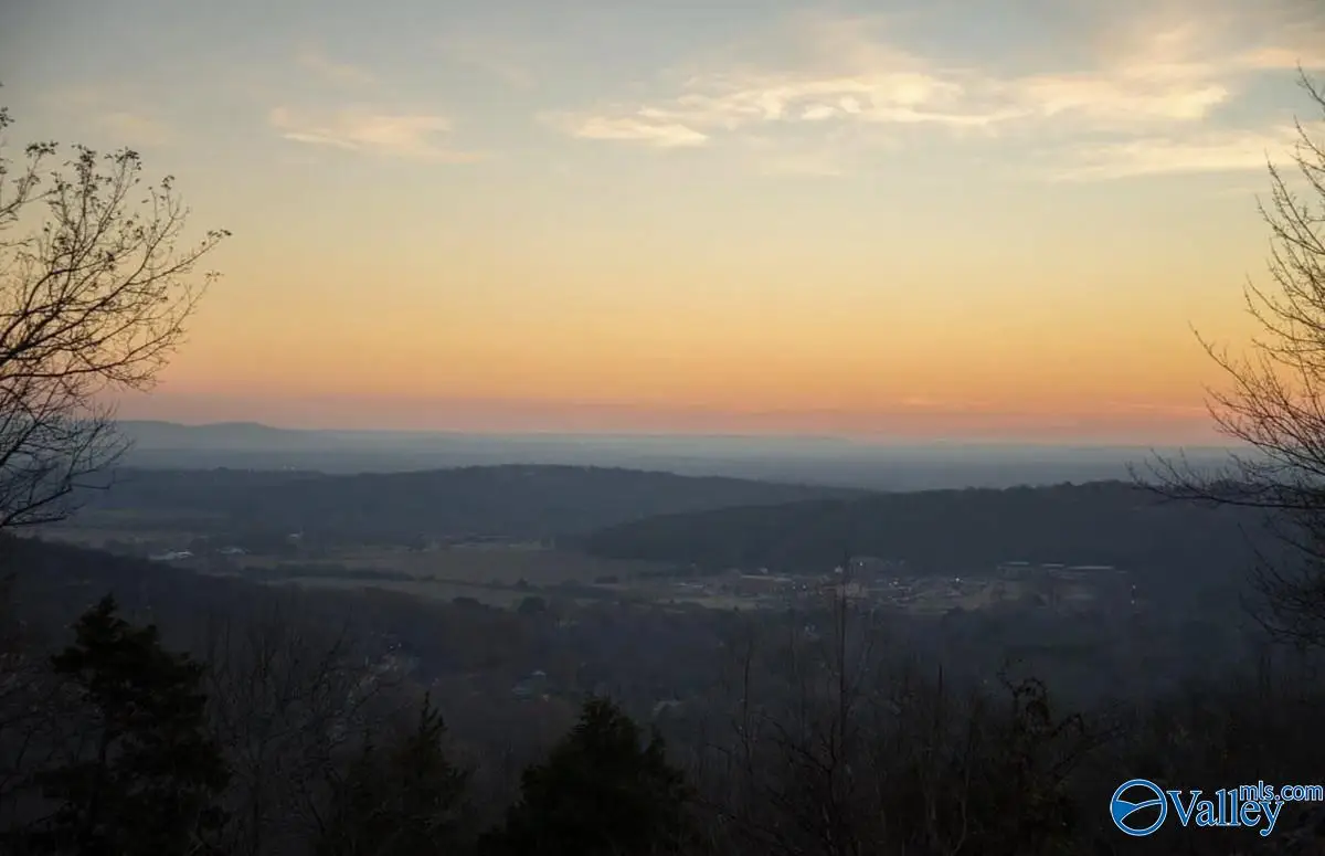 3030 Cliff Edge Circle Se, Huntsville, AL 35801 - #1