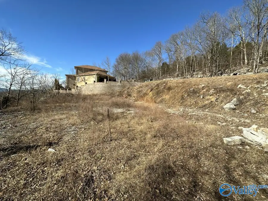 3030 Cliff Edge Circle Se, Huntsville, AL 35801 - #2