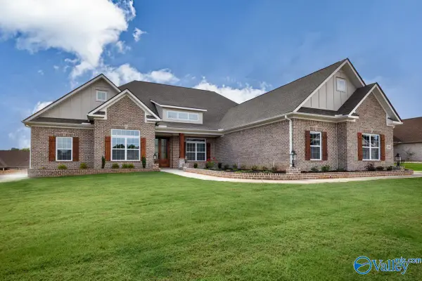 224 Ray Ridge Trail, Meridianville, AL 35773