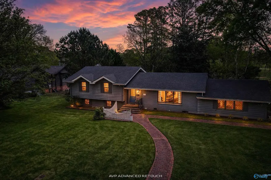 2336 SE Meadowbrook Road Se, Decatur, AL 35601 - #2