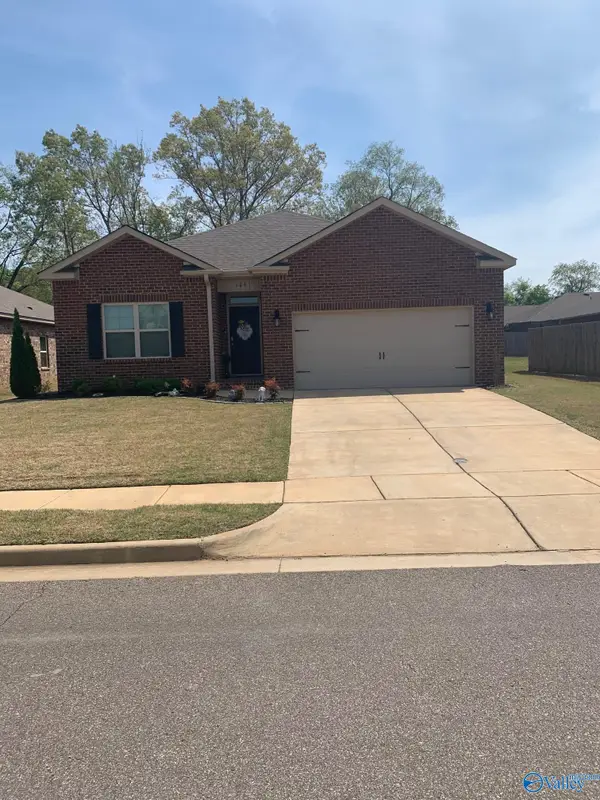 105 Branton Court, New Market, AL 35761