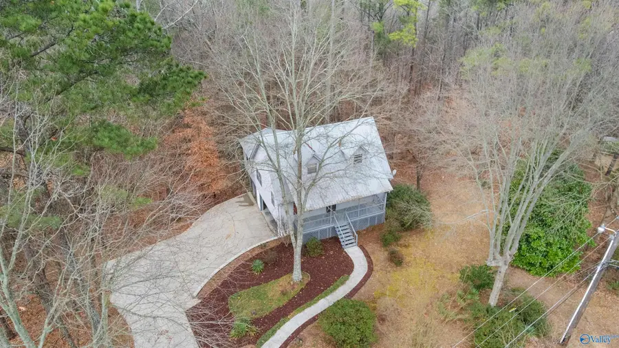 5615 Cherrywood Drive, Guntersville, AL 35976 - #3