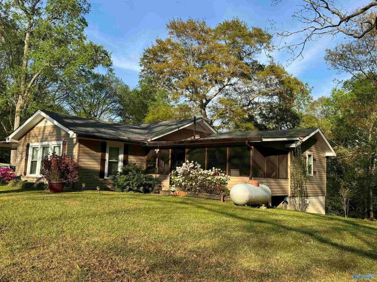 5051 Tabor Road, Gadsden, AL 35904 - #1
