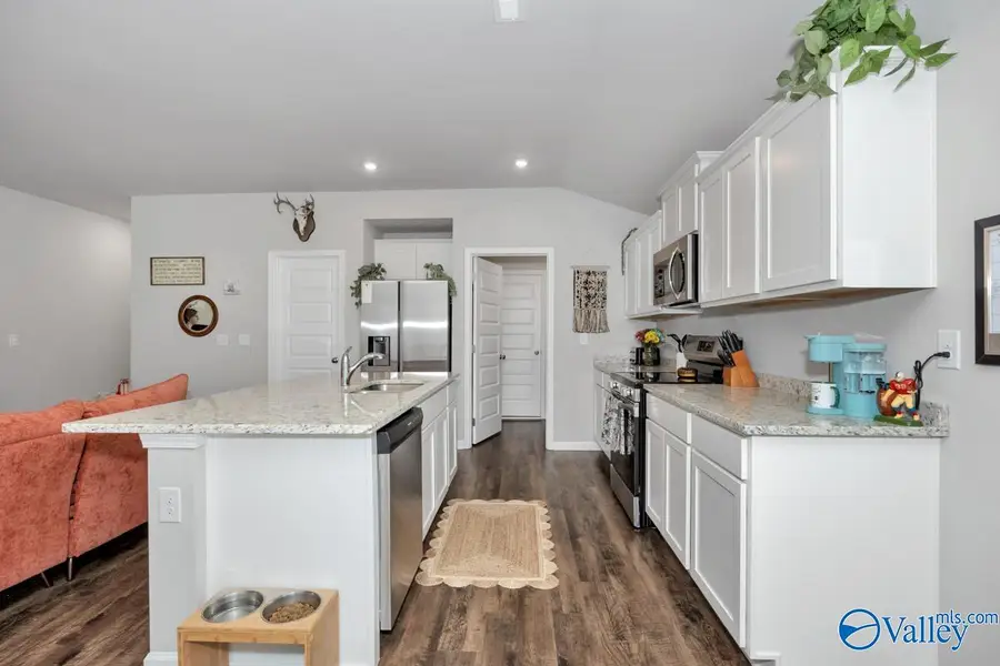 121 Olde Hearth Road, New Market, AL 35761 - #3